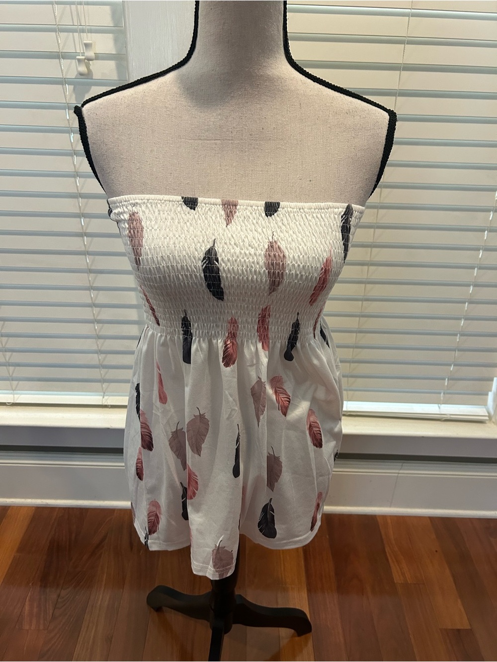 Source Unknown White Strapless Smocked Camisole with Pink & Black Feather Print
